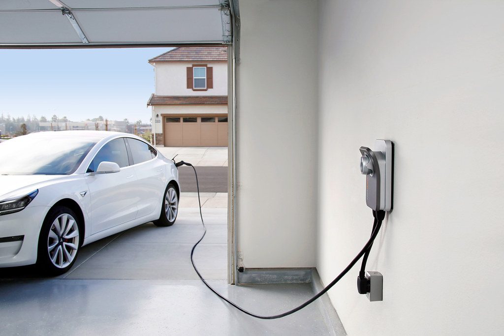 Tesla Charging | CarMoney.co.uk