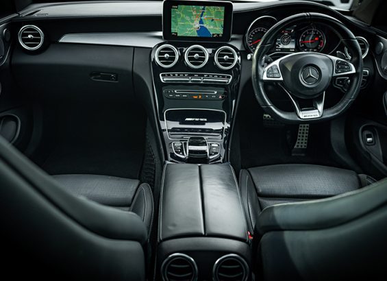Mercedes Interiors | CarMoney.co.uk